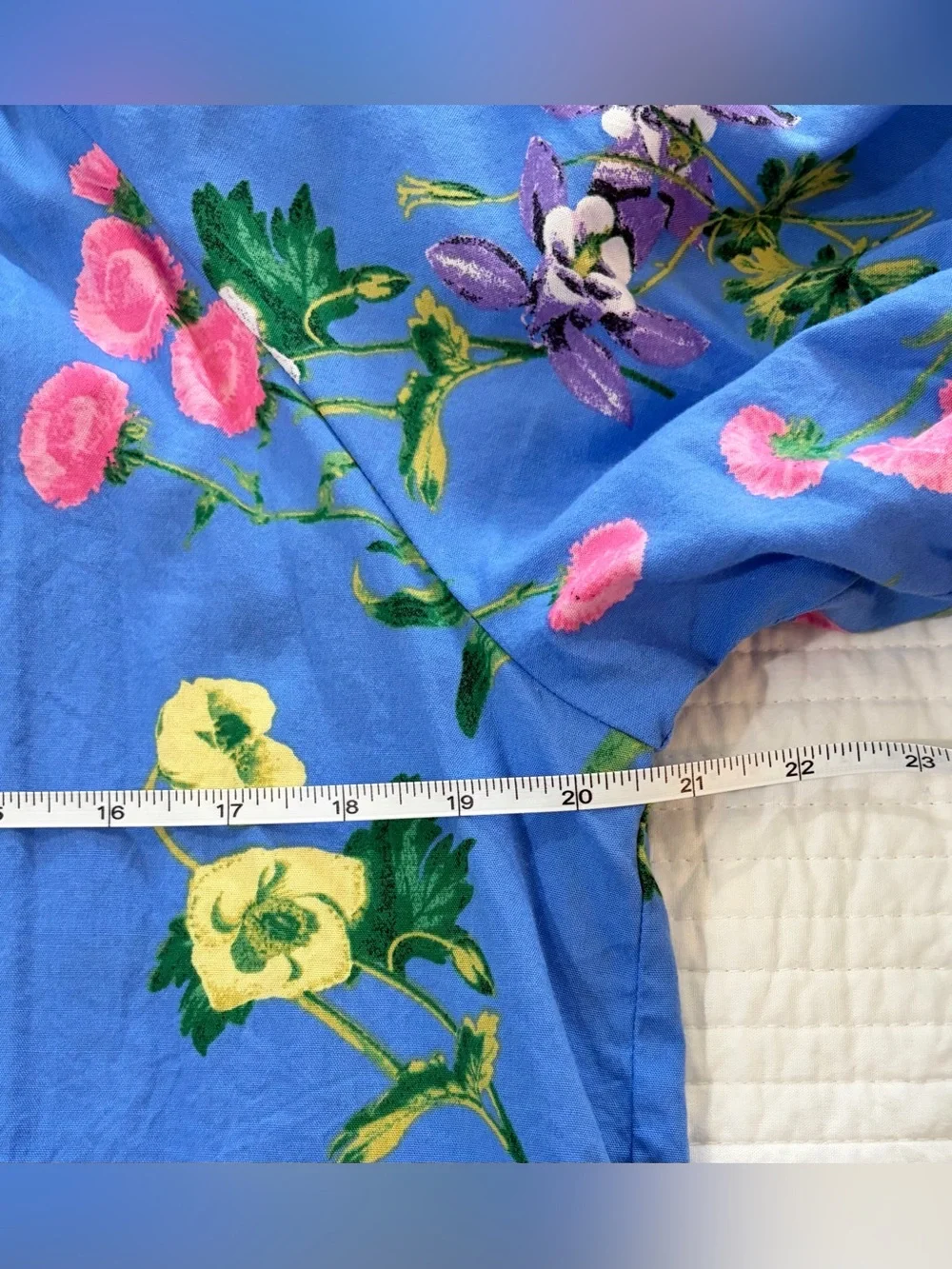 PRELOVED SZ L LOFT Cobalt Blue Floral Tie-Neck Puff Sleeve Top